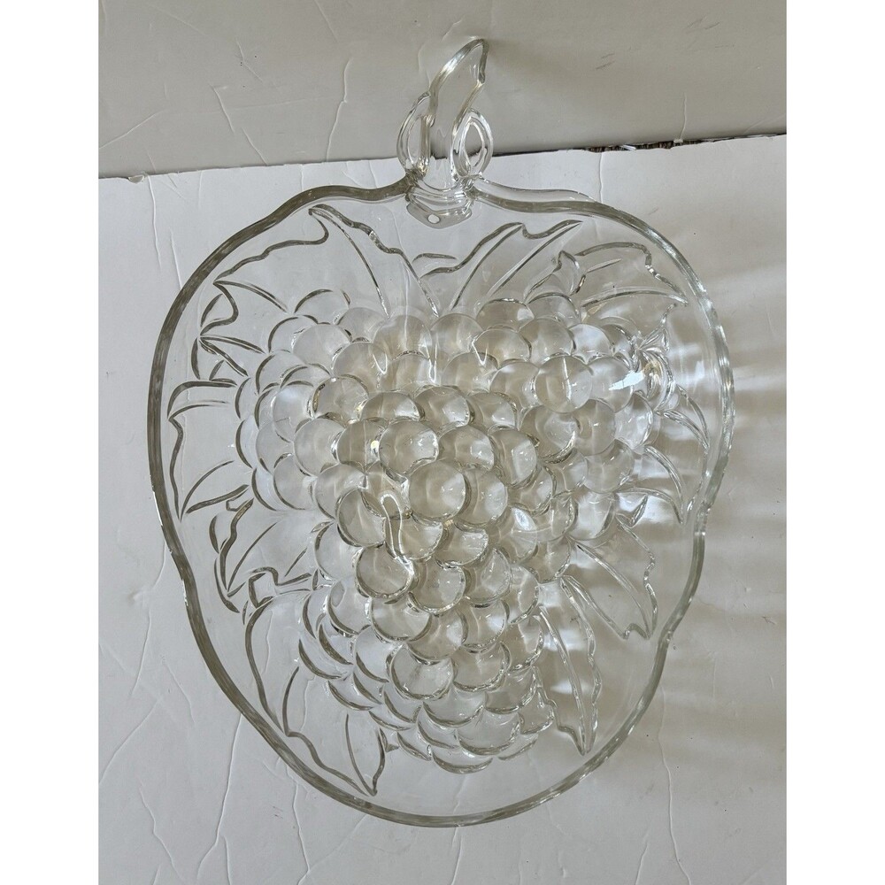Glass Grape Serving Fruit Bowl with grape vine / leaves design 13" x 9 1/2"